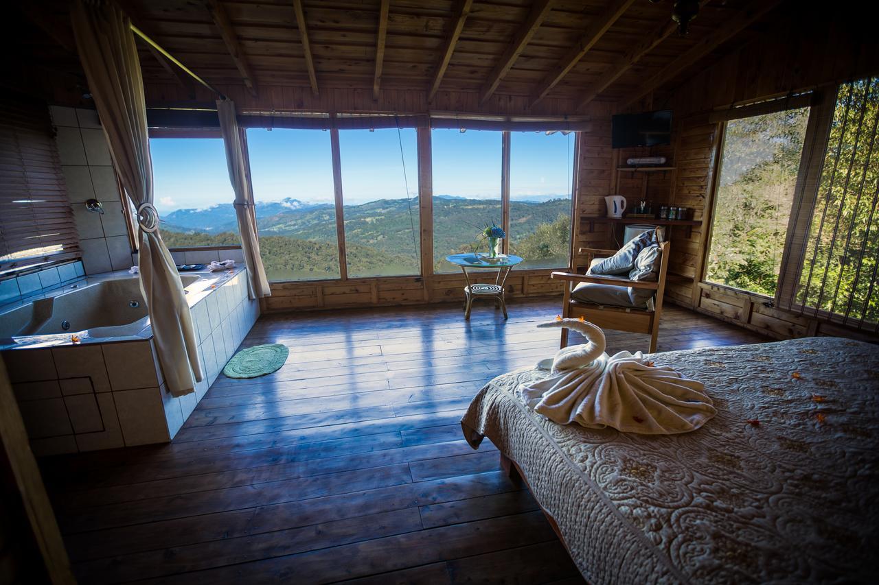 Paraiso Quetzal Lodge Трес-де-Хунио Экстерьер фото